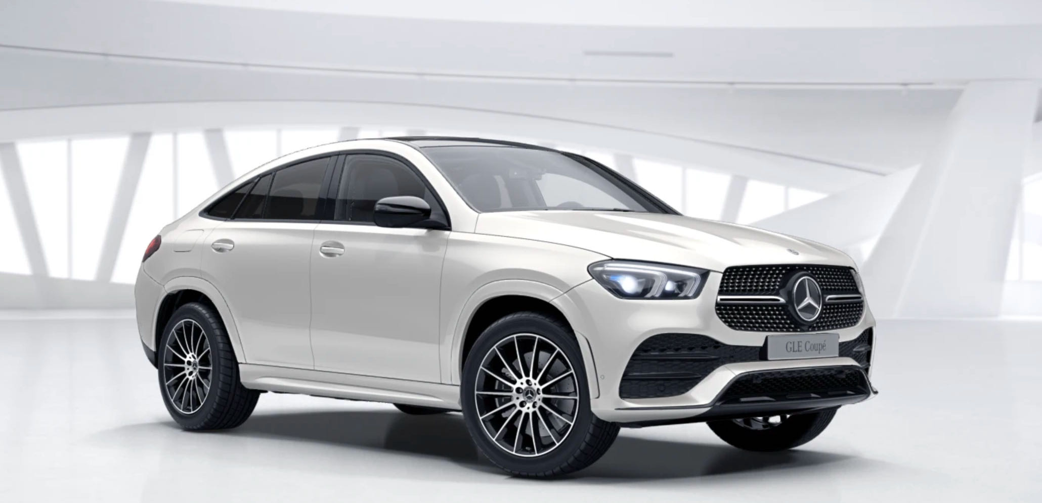 MERCEDES GLE COUPÉ 350de hybrid AMG | předváděcí auto skladem | super cena | nákup online | eshop | stříbrná metalíza | autoibuy.com